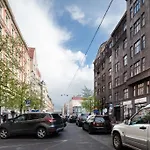 Cozy 2 Bedroom Apartment In Riga Centre